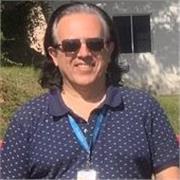 Professor particular de inglês e espanhol (nativo). Licenciado em Letras-Inglês. Examinador DELE